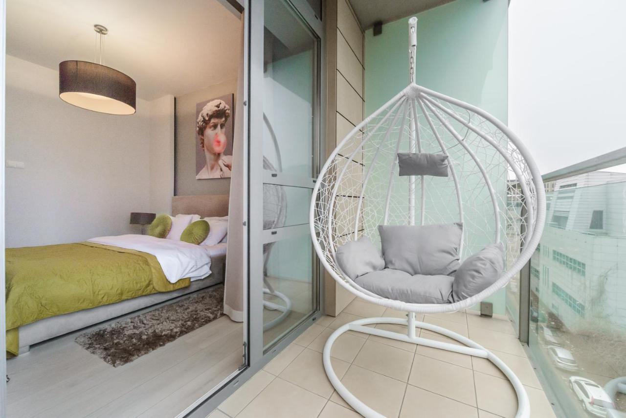 Lumina Cozy In Center Apartment Warschau