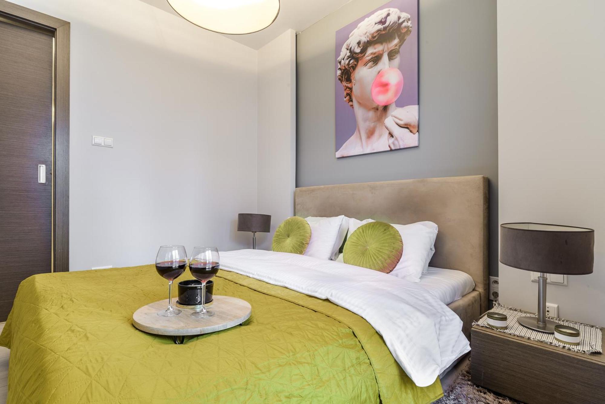 Lumina Cozy In Center Apartment Warschau